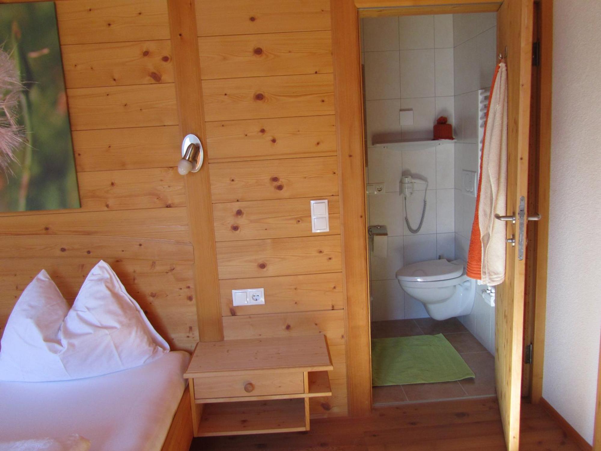 Haus Lentsch Apartment Kaunerberg Ruang foto